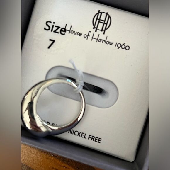 Ring by House of Harlow 1960, size 7, lead free, nickel free, silver in color - Picture 4 of 6